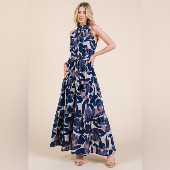 Ott Dresses & Skirts - New with tags gorgeous OTT Floral Maxi Dress in Blue and Cream (L)